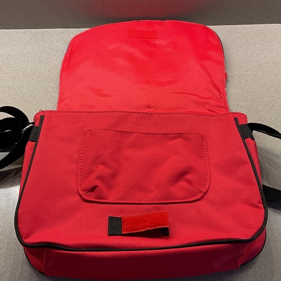 Hello Kitty - Picture 3 of 6